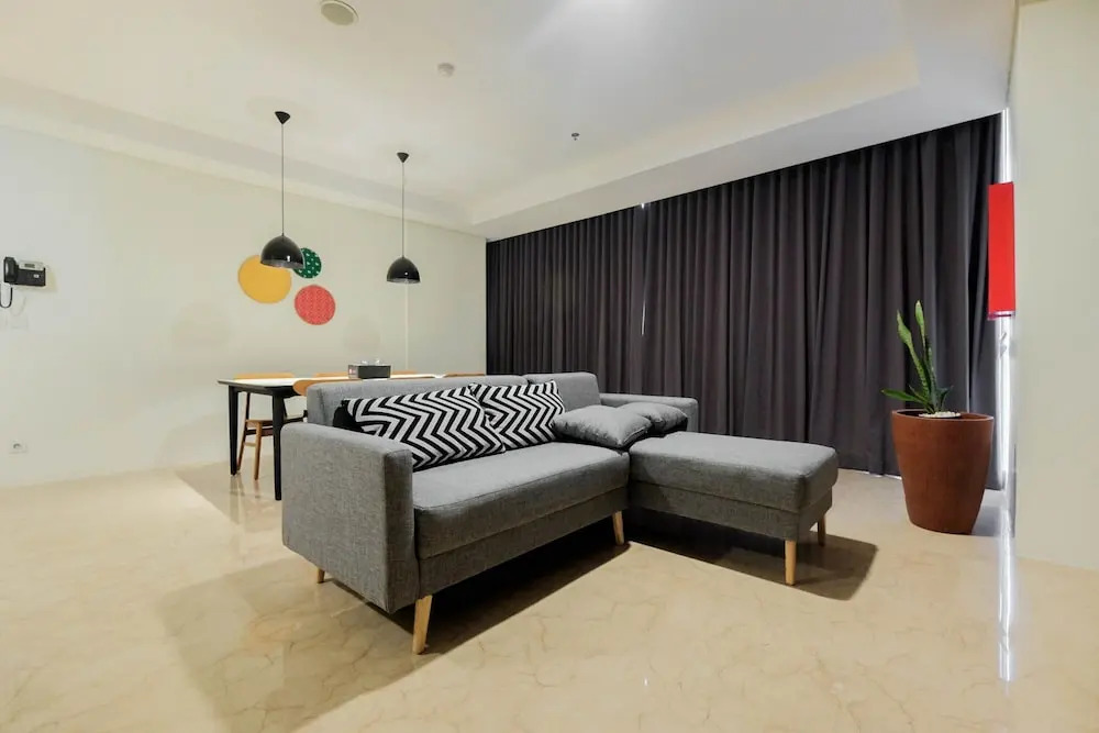 Comfy 3BR at LAvenue Apartment Pancoran By Travelio