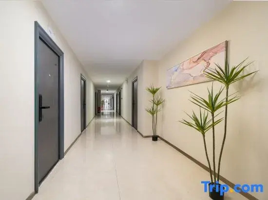 Qing Shiguang Hotel (Dongzhan Fengling Branch)