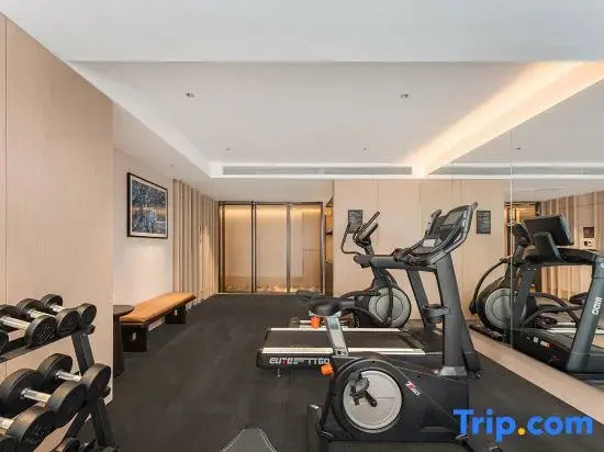 MEHOOD LESTIE Hotel (Qingdao Vientiane City, May Fourth Square)