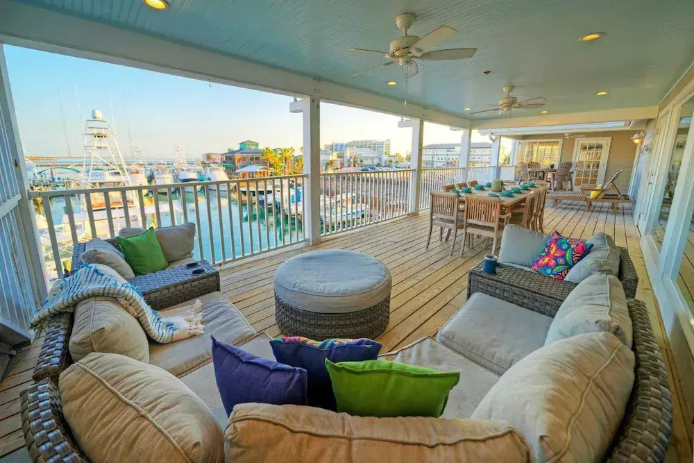 Blue Marlin & Dolphin Buyout Marina-front Escape for 10 Guests Walkable Access to Port A