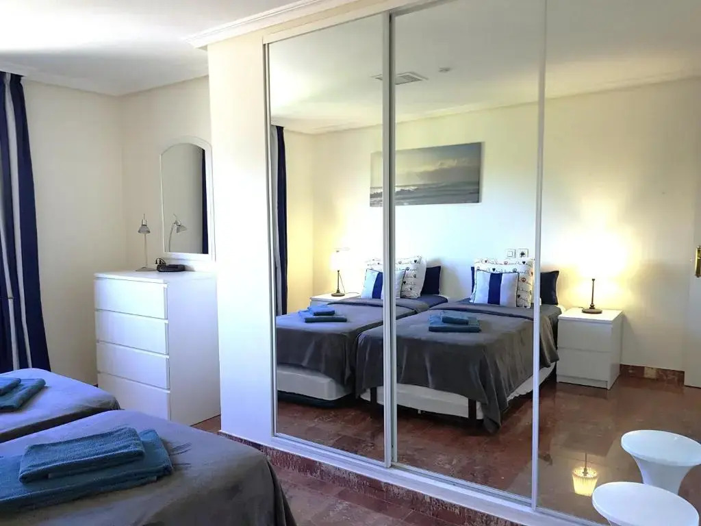 Excellent T2 apartment with pools 400m Falesia beach