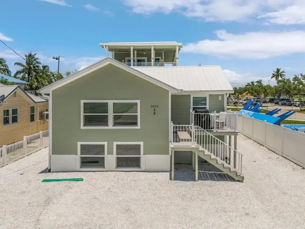 Coconut Sunsets A & B on Estero Blvd, 7 Bedroom Hom by RedAwning