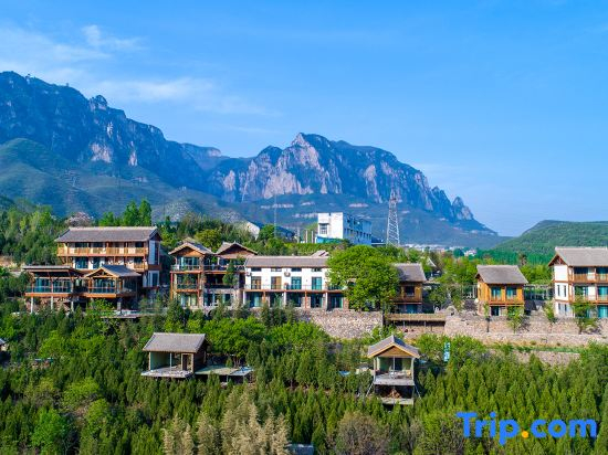 Yuntaishan Puju Lakeside Homestay