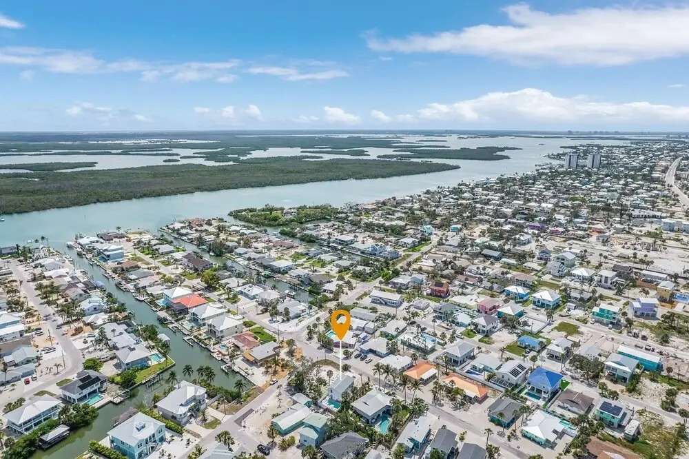 197 Beach Daze: 3br Pool Home, W/ Deeded Beach Access! 3 Bedroom Home