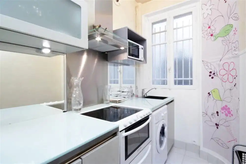 2 rooms - next to the Eiffel tower - Trocadéro