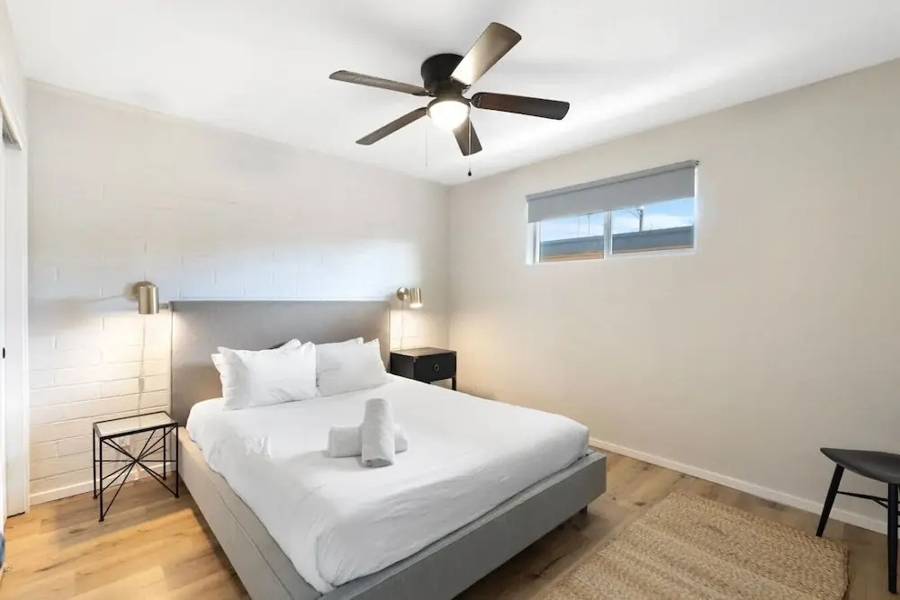 Fashion Square Apt6