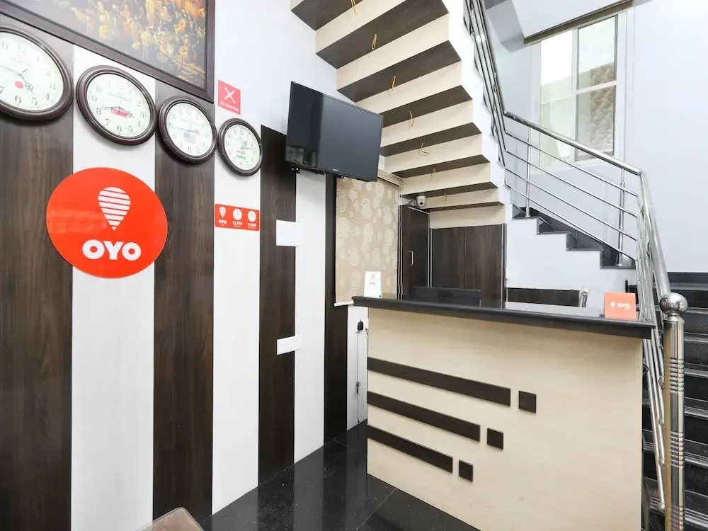 OYO 15857 Saibala Budget Hotel