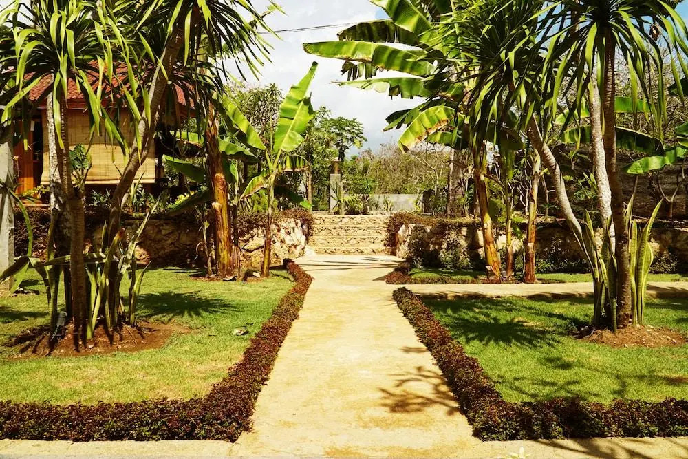 Gedong Nusa Huts