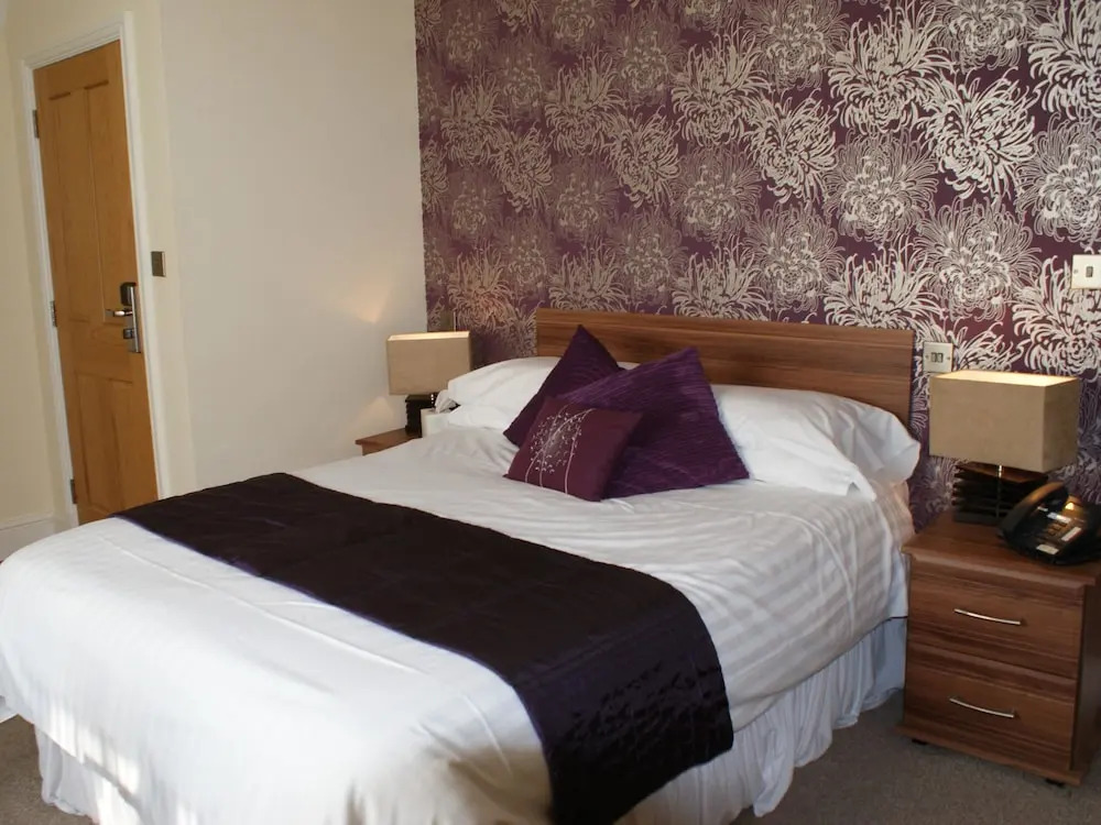 Chequers Lodge- Dalton-in- Furness- Self check in- for professionals and tourists