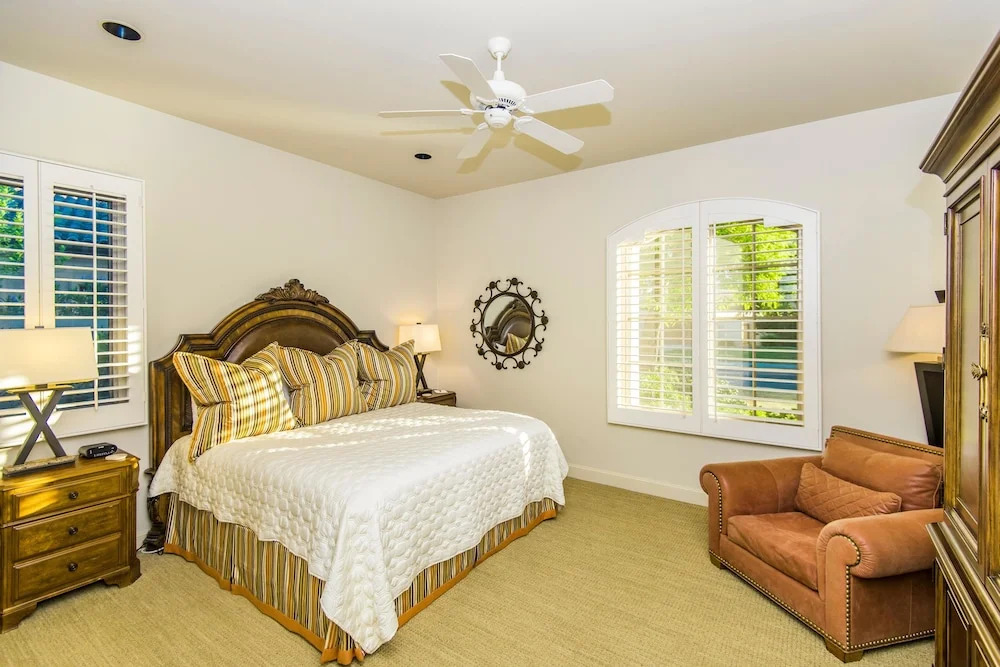 Rat Pack Retreat - Four Bedroom Home