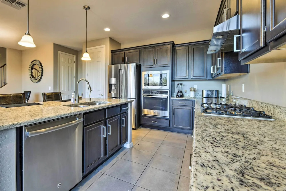 Balcony and Community Perks Spacious Gilbert Escape