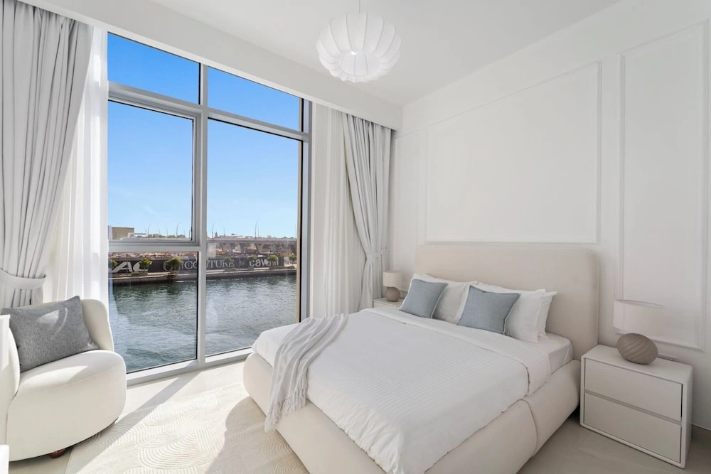 2BR + Maid’s Room CF7 B | Partial Canal View