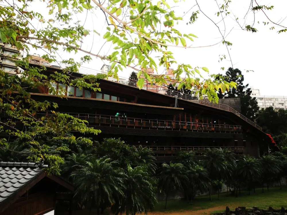 Open Room Hotel