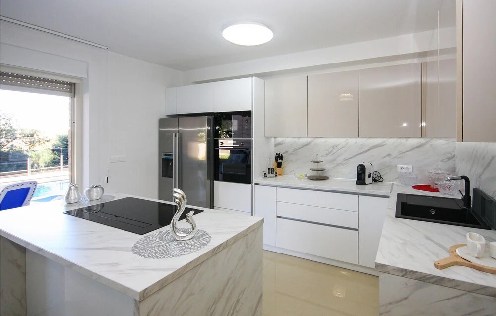 Stunning Apartment in Pjescana Uvala With 3 Bedrooms, Wifi and Outdoor Swimming Pool