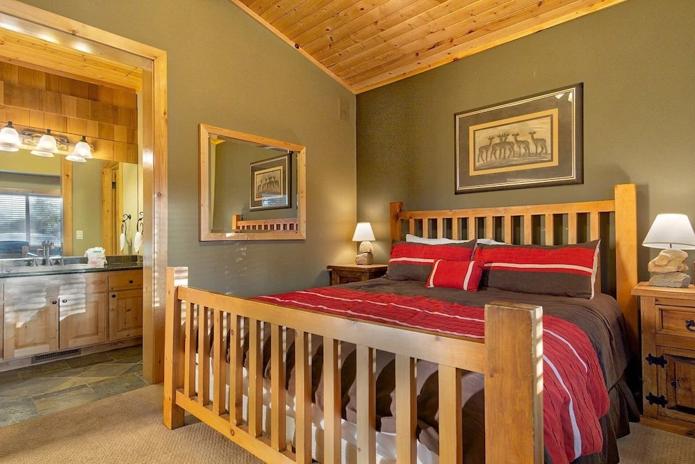 Grand Forest Lodge-1884 by Big Bear Vacations