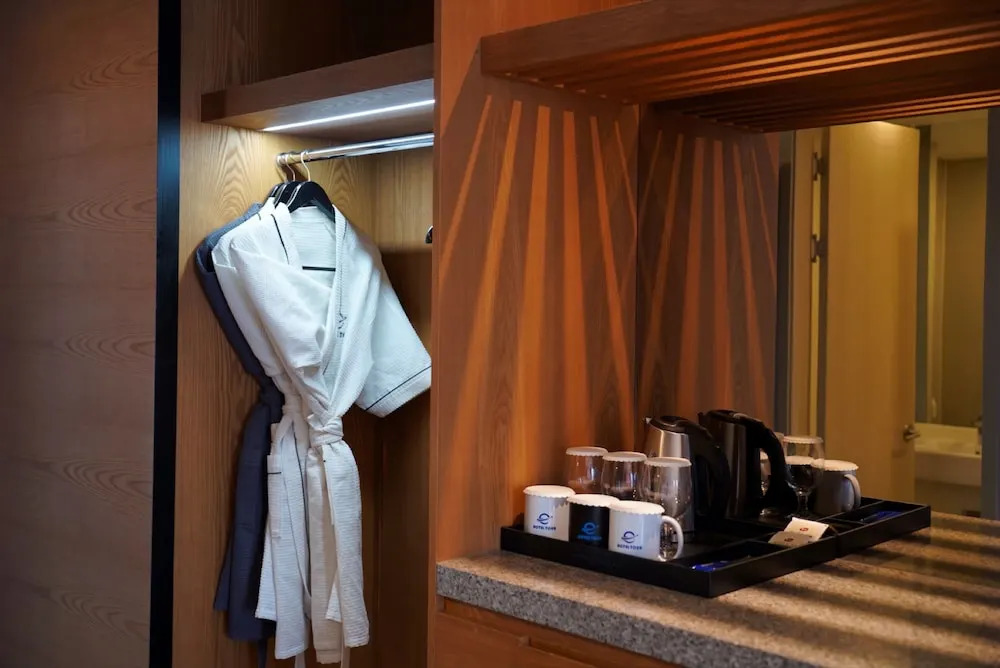 Days Hotel & Suites by Wyndham Incheon Airport