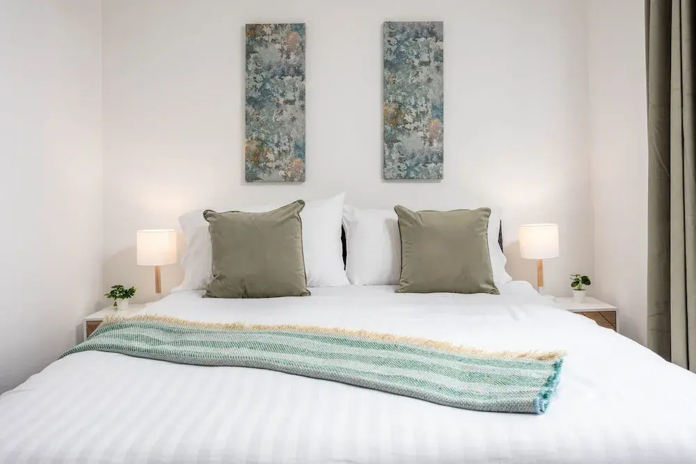 Elms Way No33 - Donnini Apartments