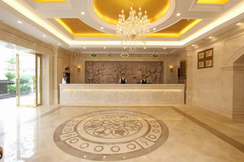 Vienna International Hotel Foshan Qiandenghu