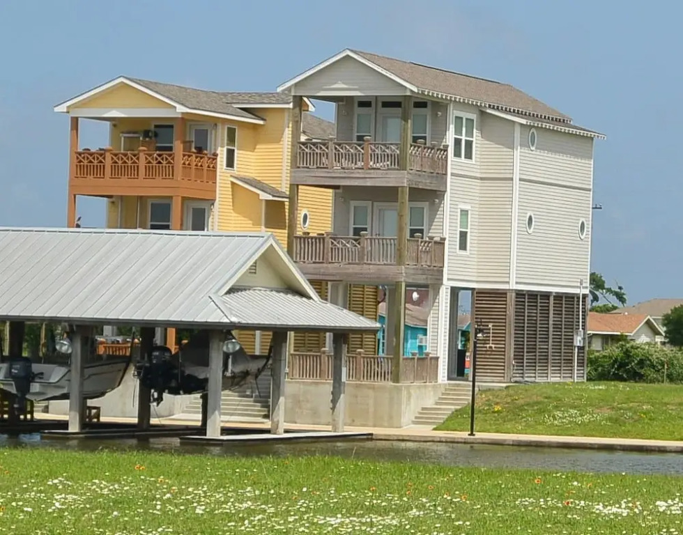 Anchor House by RedAwning