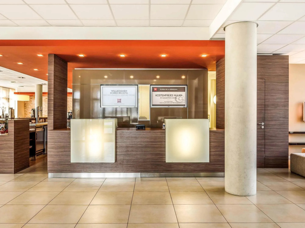 Hotel ibis Friedrichshafen Airport Messe