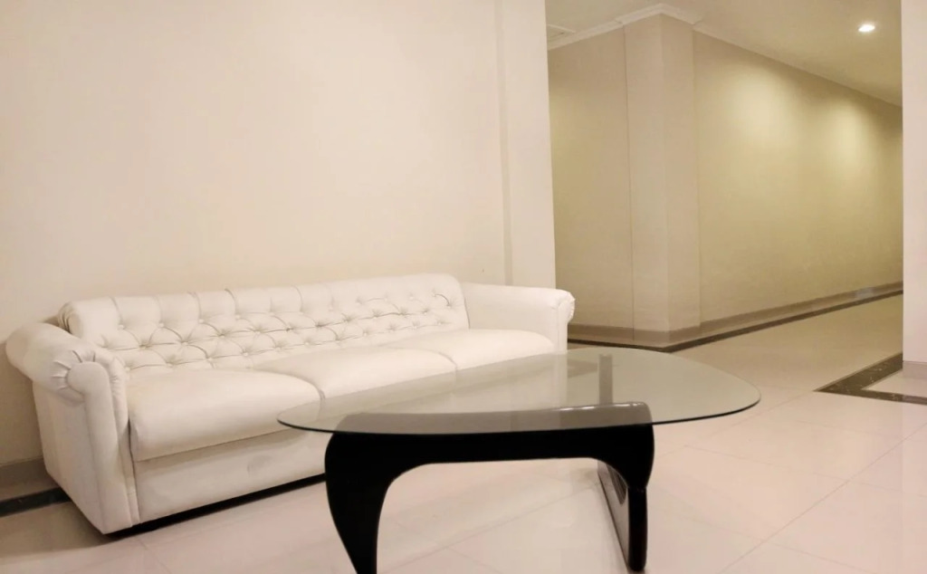 OYO 130 MBC Residence