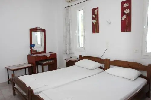 Akrogiali Hotel
