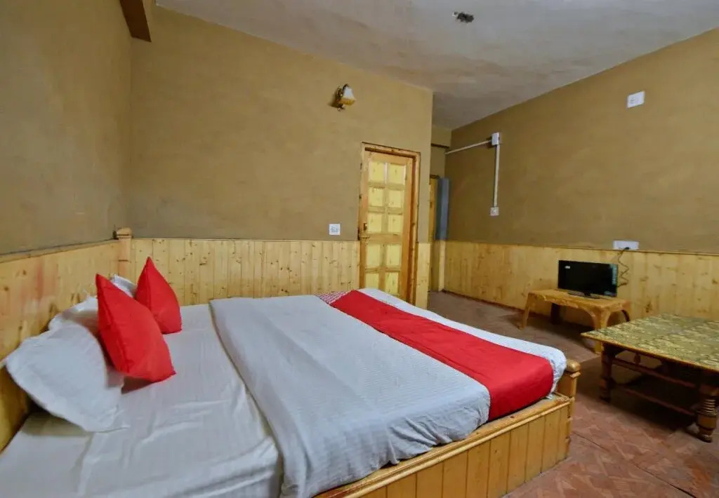 Hotel Veer By OYO Rooms