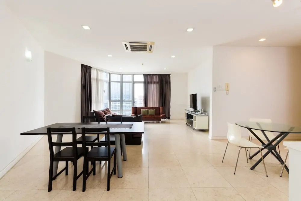 Klcc Cozy Palace - 10 Guests! - 10