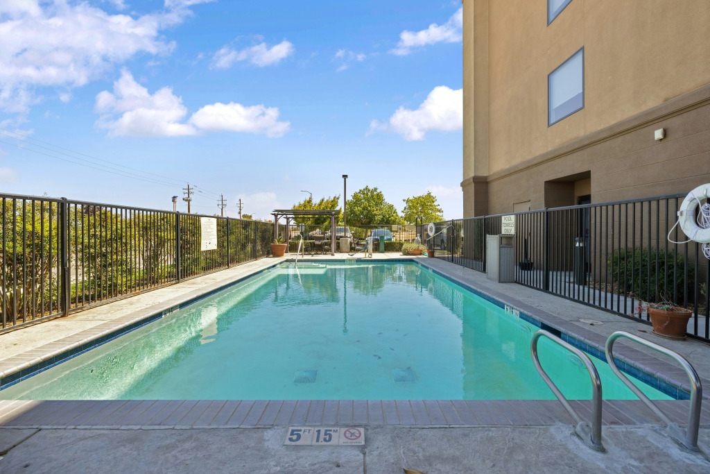 Hampton Inn & Suites Madera