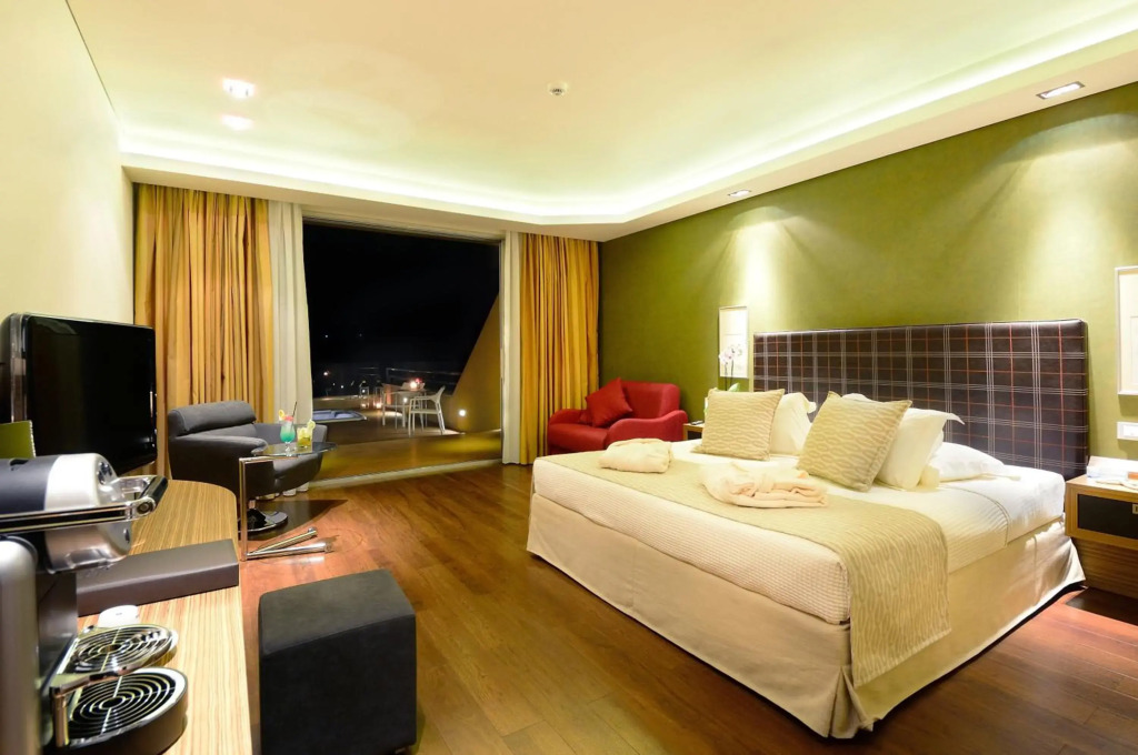 Royal Paradise Beach Resort & Spa