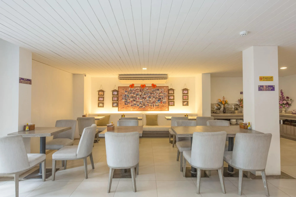 B2 Riverside Premier Resort