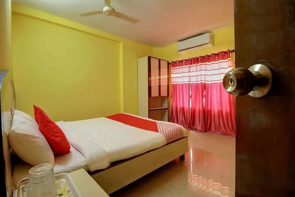 Mascot Inn By OYO Rooms