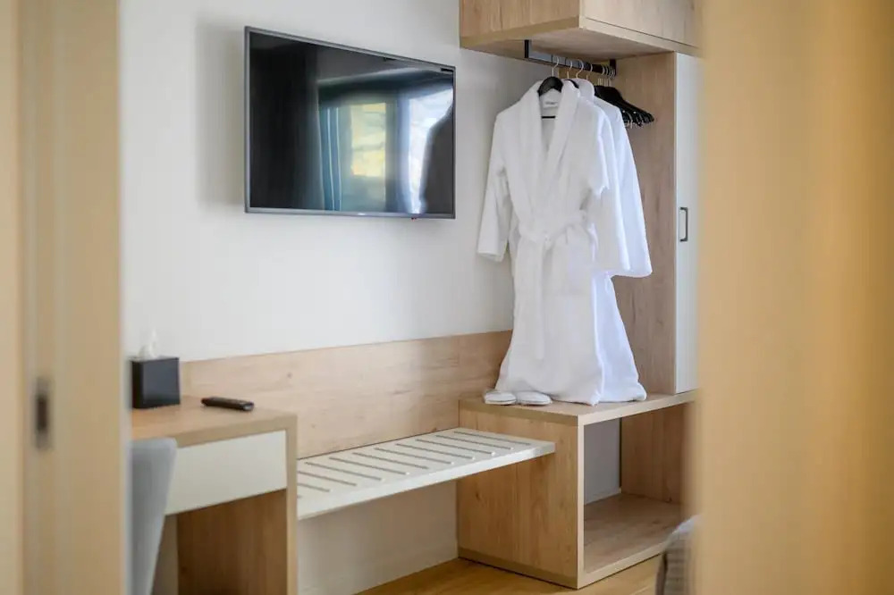 Vrahos Executive Suite
