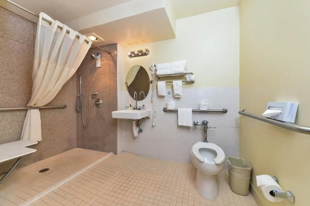 Quality Inn & Suites Montebello - Los Angeles