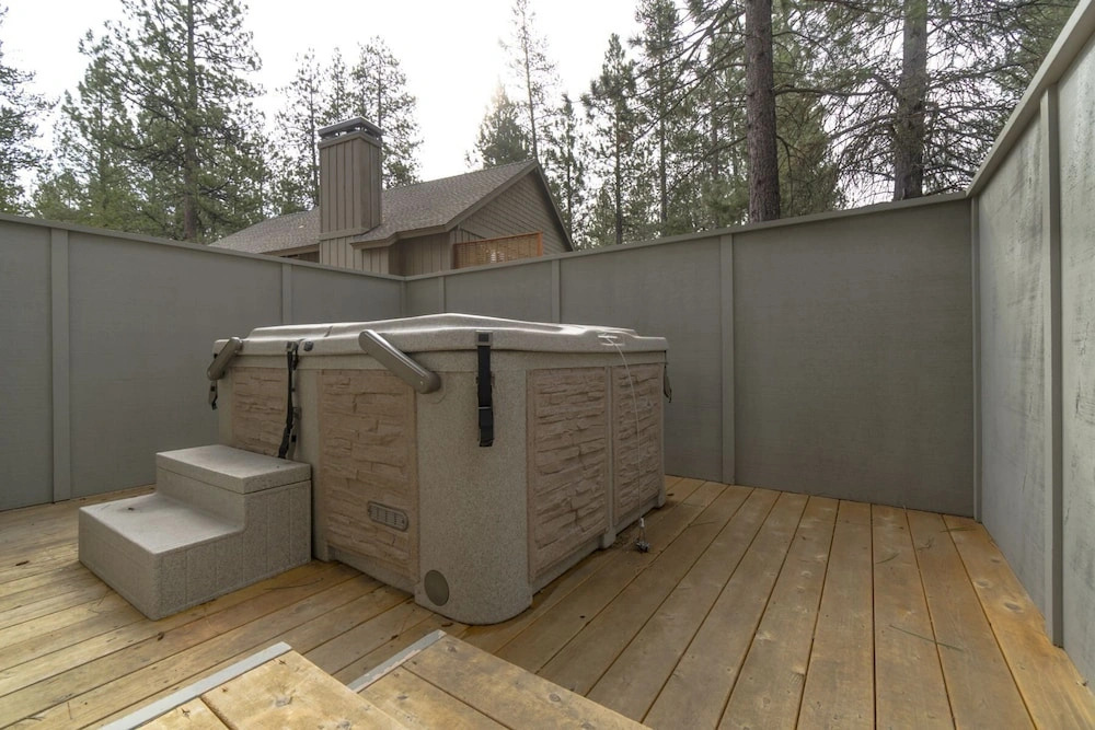 Sequoia 14