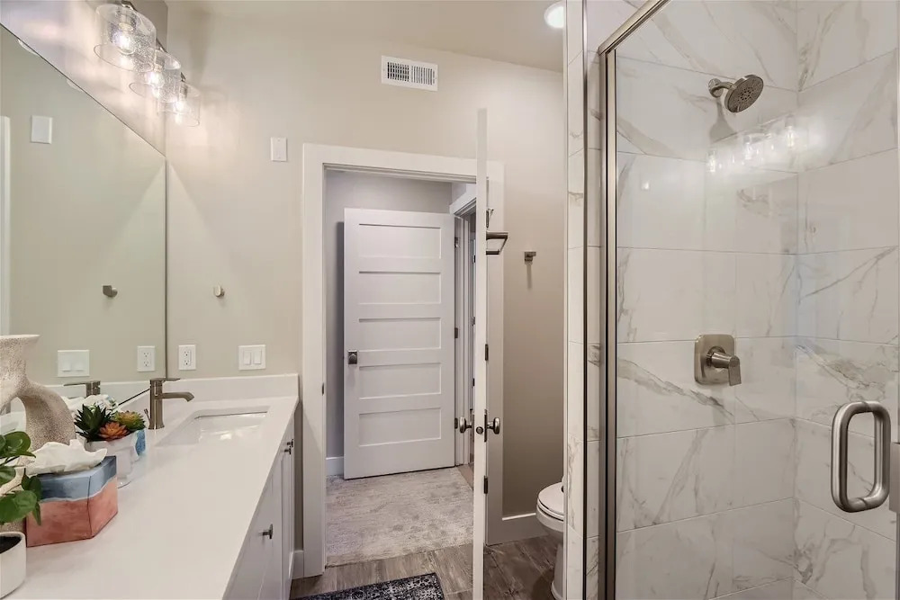 Helling Circle Secret 102 3 Bedroom Condo by RedAwning