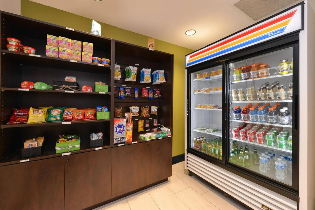 Holiday Inn Express & Suites Raleigh NE - Medical Ctr Area by IHG