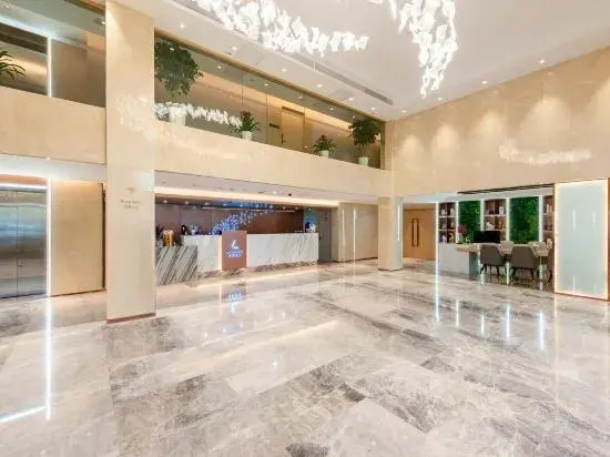 LAVANDE HOTELS (Qitaihe Passenger Terminal Store)