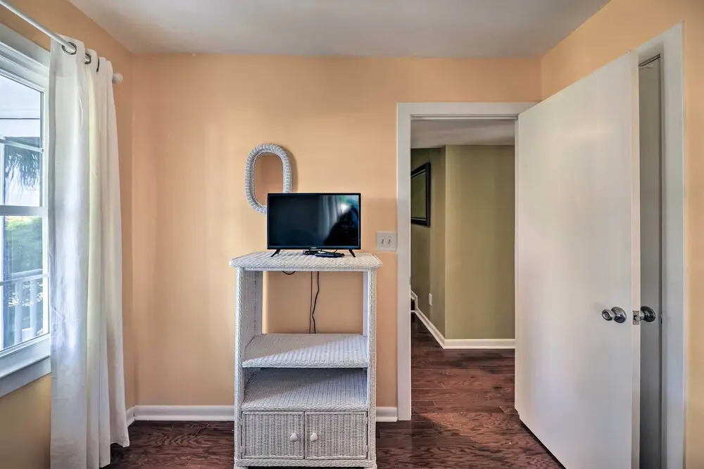 Oceanfront Atlantic Beach Escape w/ Balconies