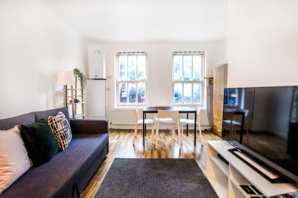 Fast WiFi | Sleeps 4 | Pet-friendly