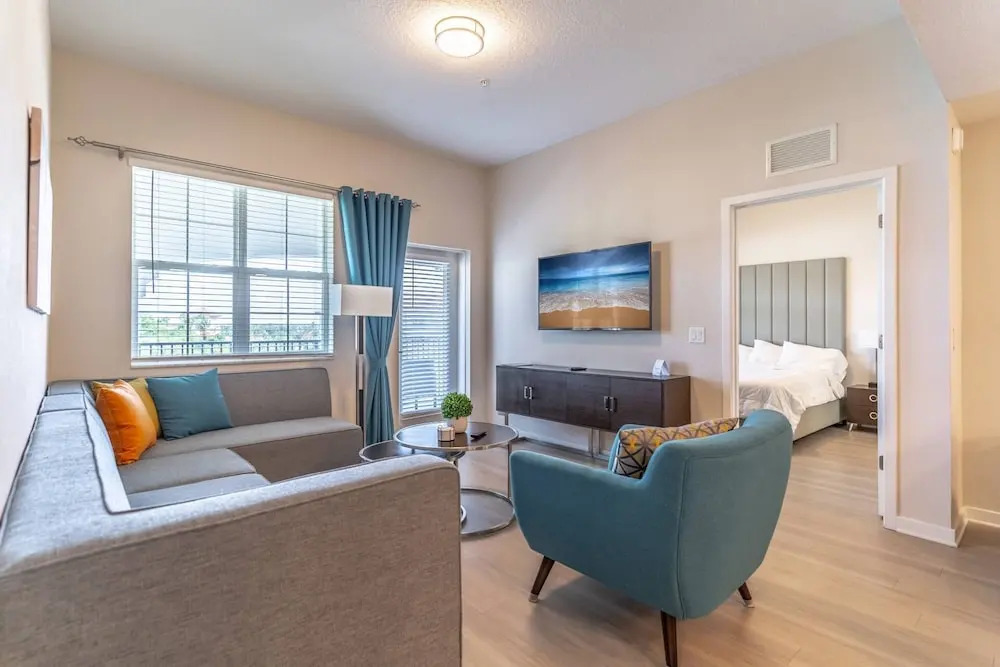 4012 Vista Cay