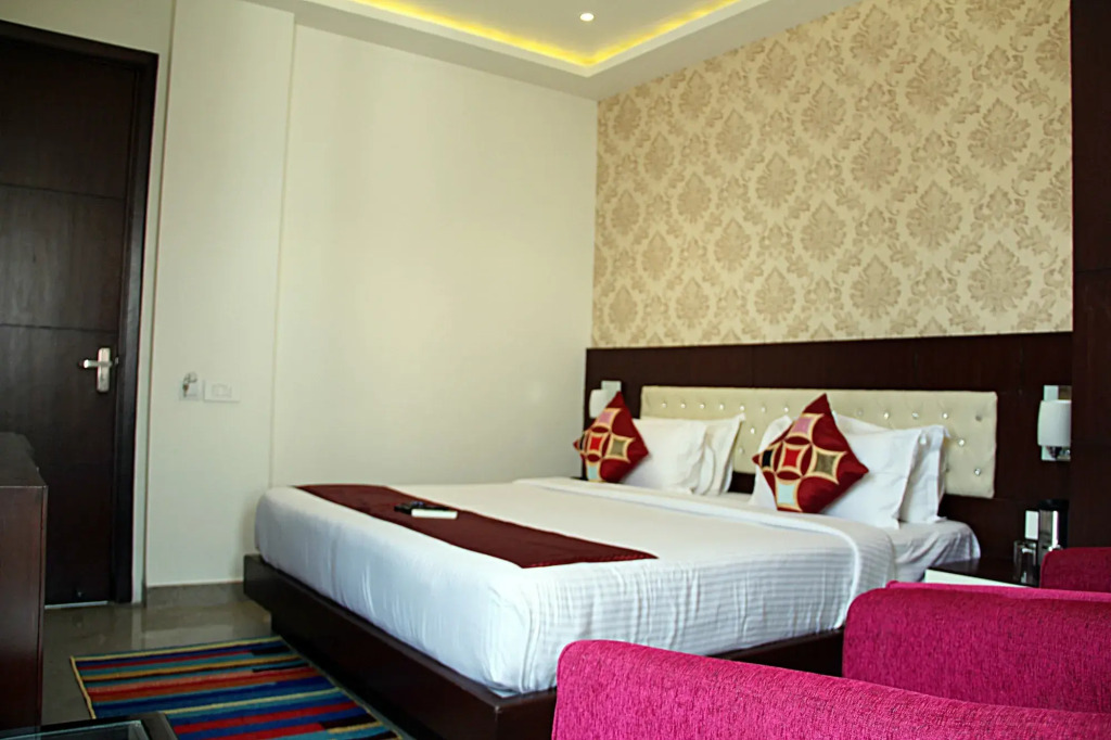 FabHotel Taj Nagari