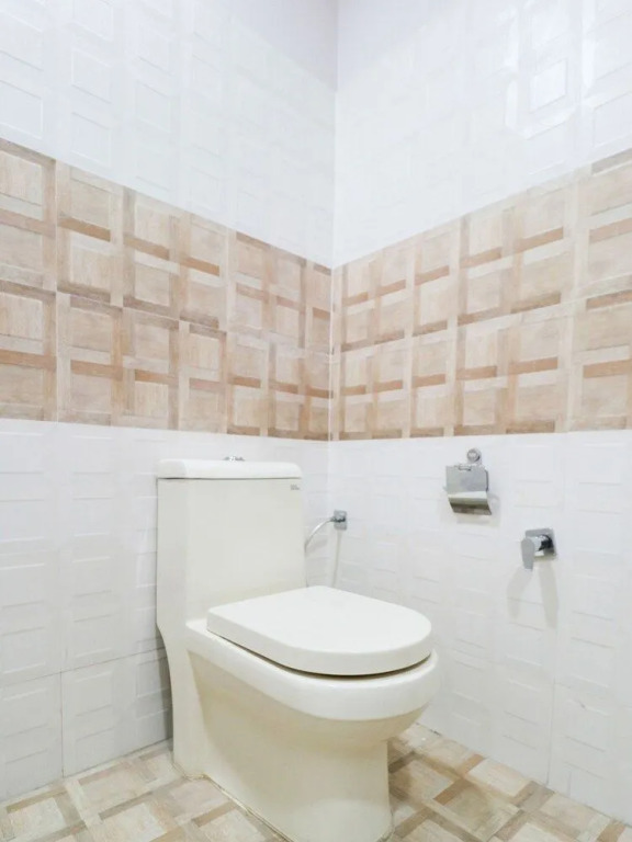 OYO 46349 Malaya House