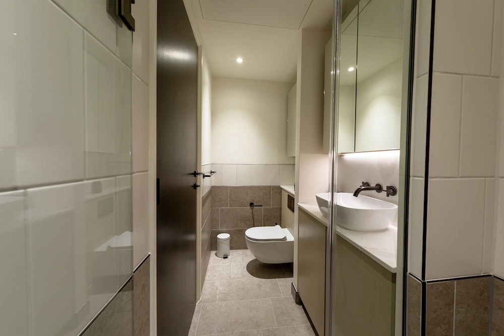 The Pembridge 12