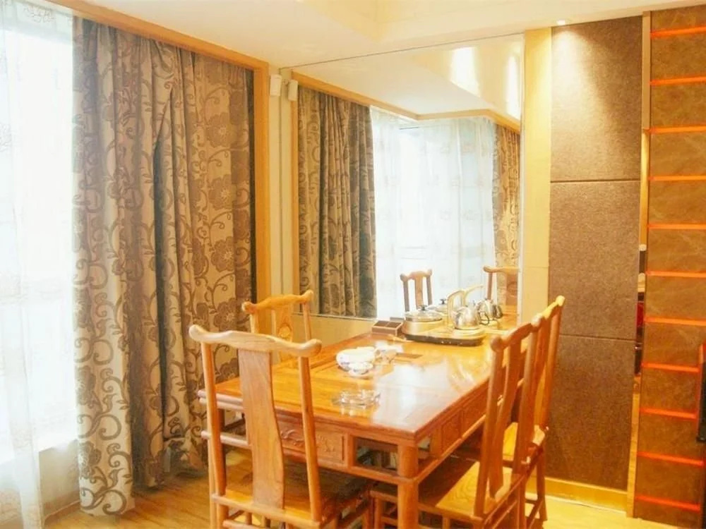 Lansa International Hotel