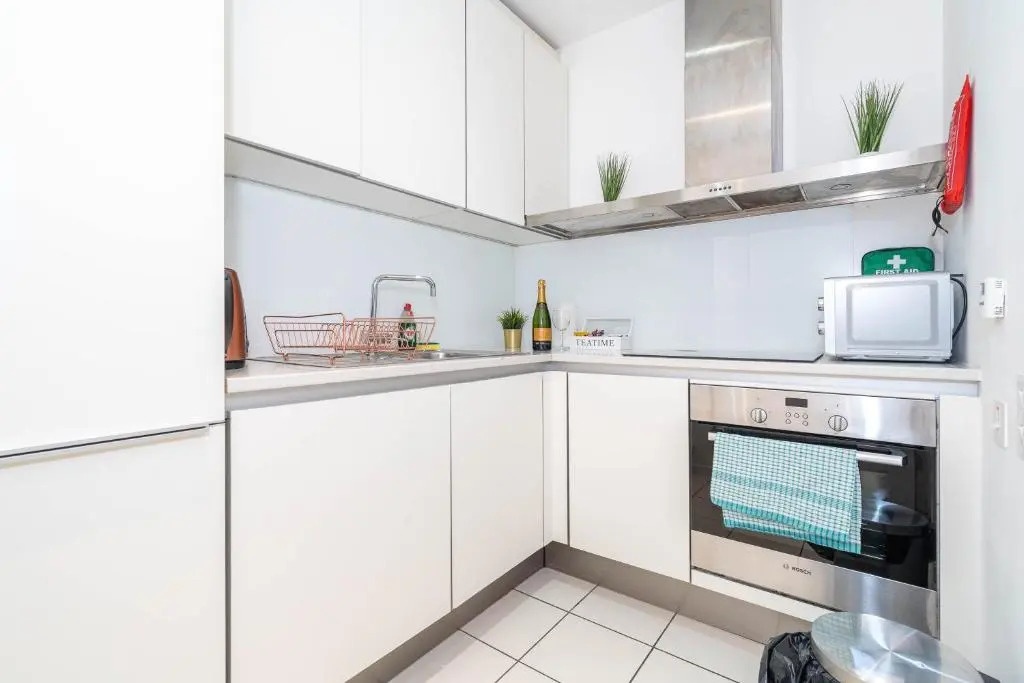 Haus Apartment in the Iconic Cube - City Centre - High Spec- Smart TV - WIFI - TOP RATED