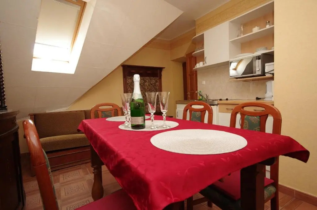 Burg Apartman