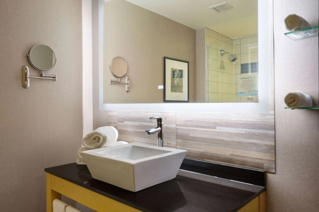 Wyndham Noblesville