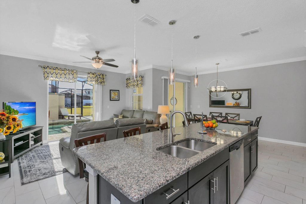 4886ROMEO, Kissimmee, US