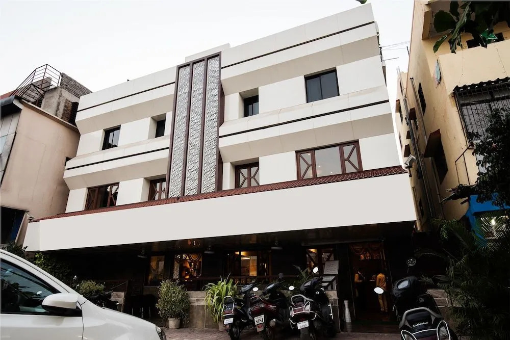 OYO 10234 Hotel Pancham